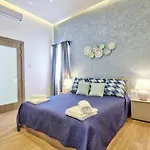 Goa - By Luxury Malta Вилла