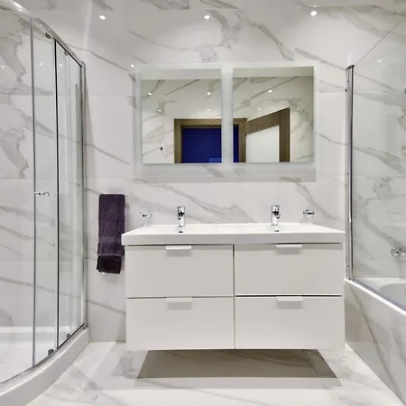 Villa Goa - By Luxury Malta *