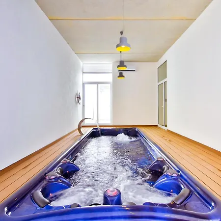 Goa - By Luxury Malta Villa