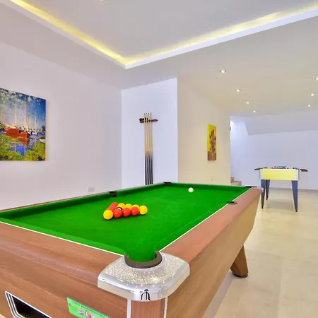 Villa Goa - By Luxury Malta *