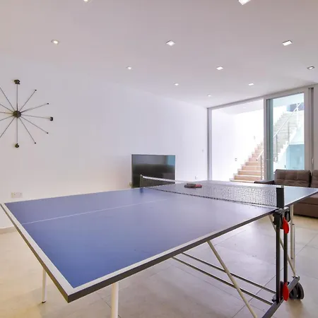 Villa Goa - By Luxury Malta *