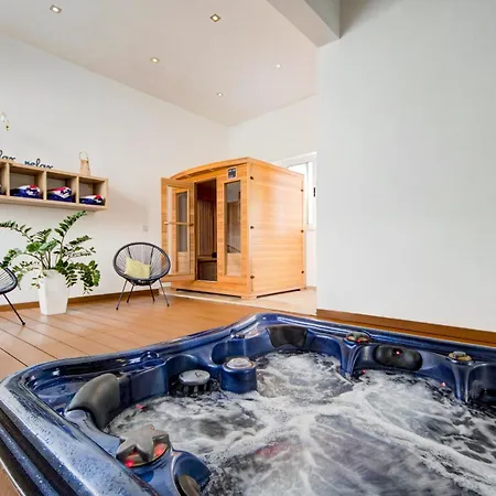 Goa - By Luxury Malta Villa