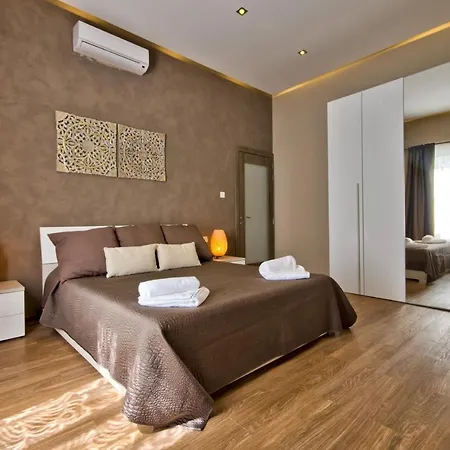 Goa - By Luxury Malta וילה מליאהה