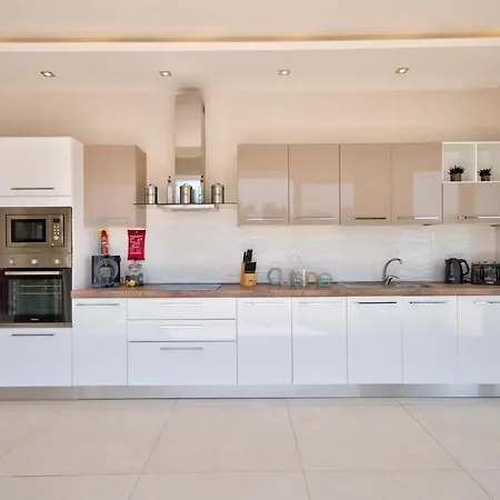 Villa Goa - By Luxury Malta Mellieha