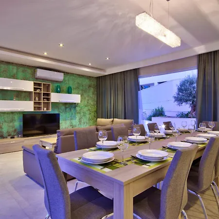 Goa - By Luxury Malta Villa Mellieha