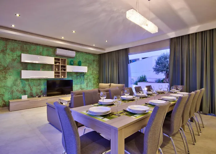 Goa - By Luxury Malta Villa Mellieha