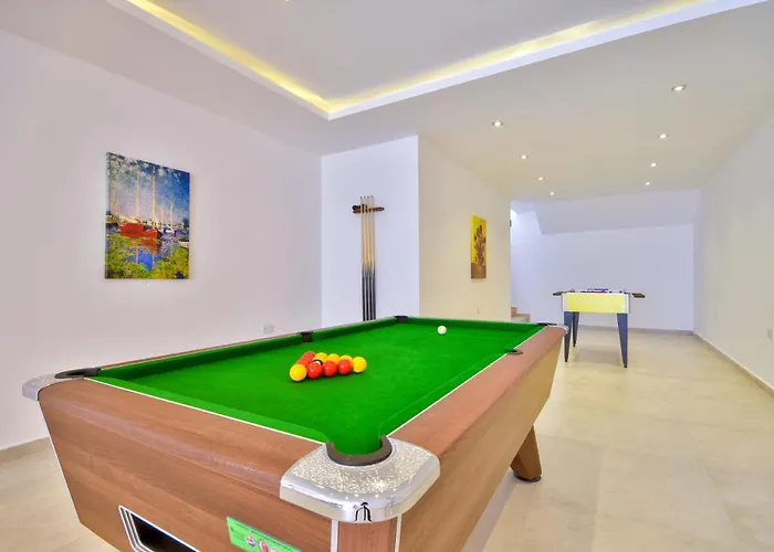 Villa Goa - By Luxury Malta *