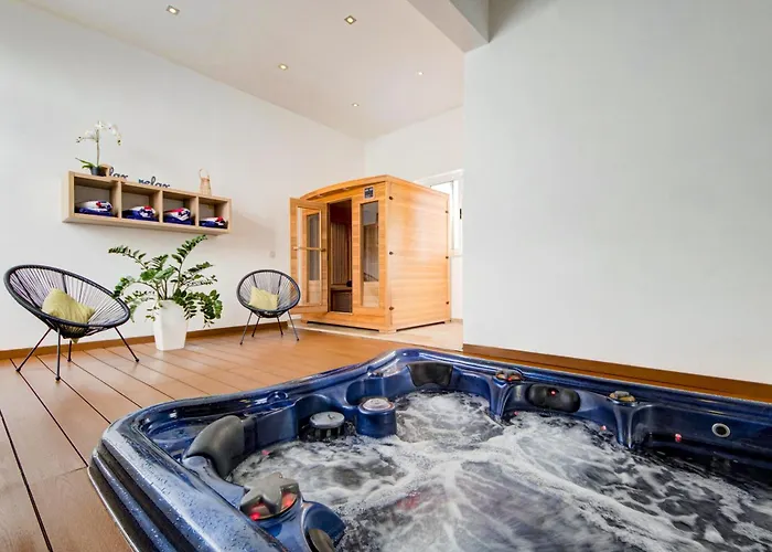 Goa - By Luxury Malta Villa